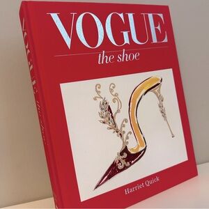 VOGUE The Shoe Harriet Quick Book
